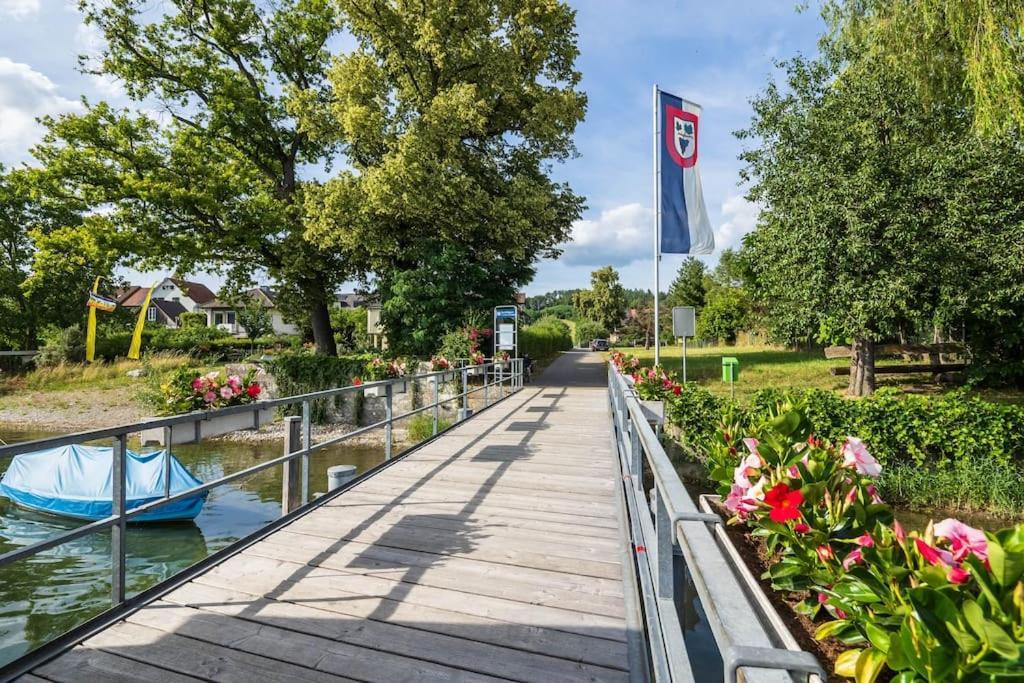 Luxury Apartment On The Rhein Busingen am Hochrhein Buitenkant foto